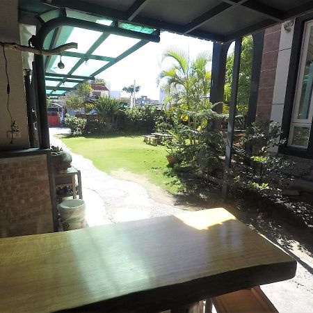 Stone Home Bed And Breakfast T'ai-tung Exterior foto