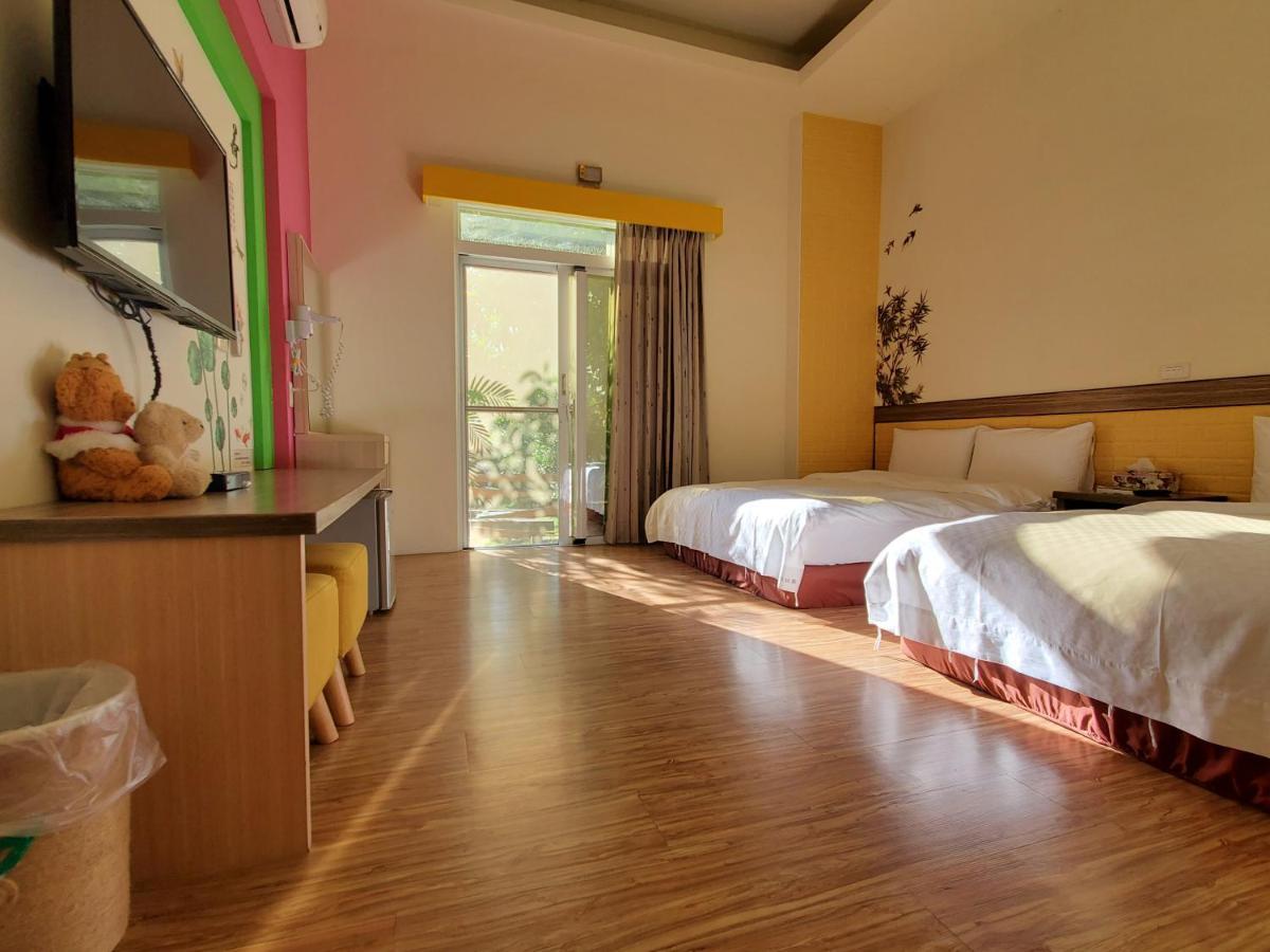 Stone Home Bed And Breakfast T'ai-tung Exterior foto